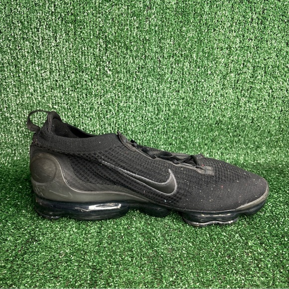 Nike Air VaporMax Flyknit Running Shoes Men's Size 13 Triple Black Anthracite - Picture 6 of 12